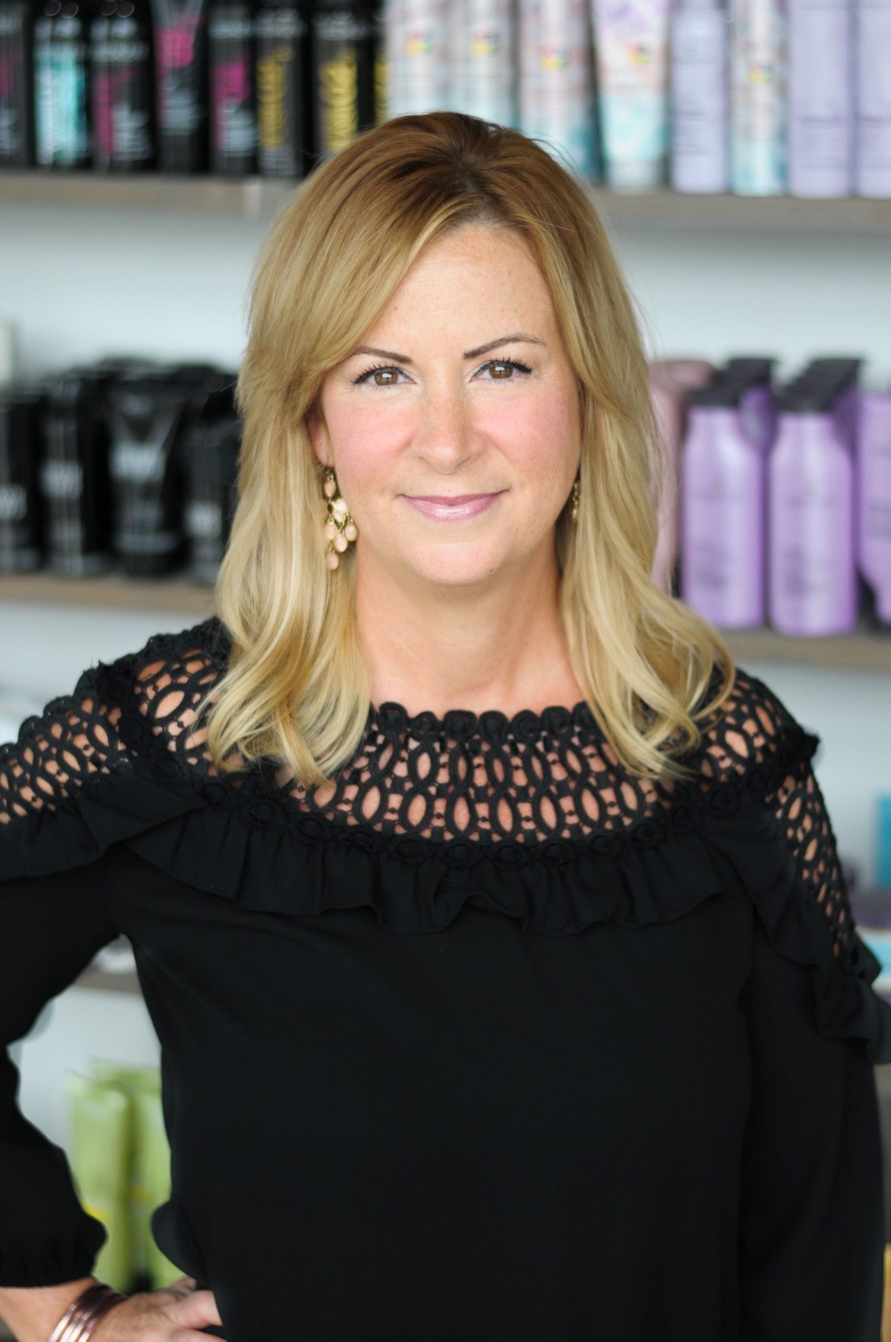 headshot of Kimberly Conner - Stylist