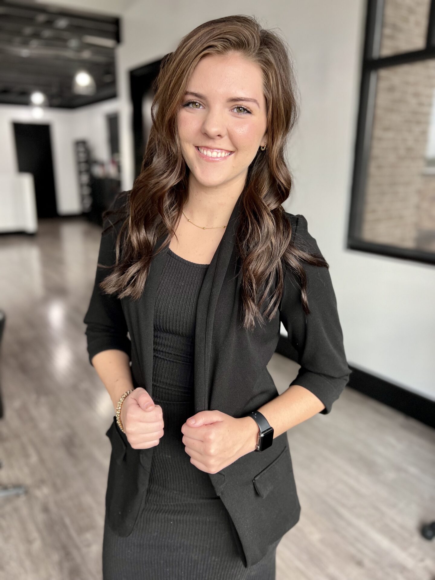 headshot of Brianna Legg - Stylist