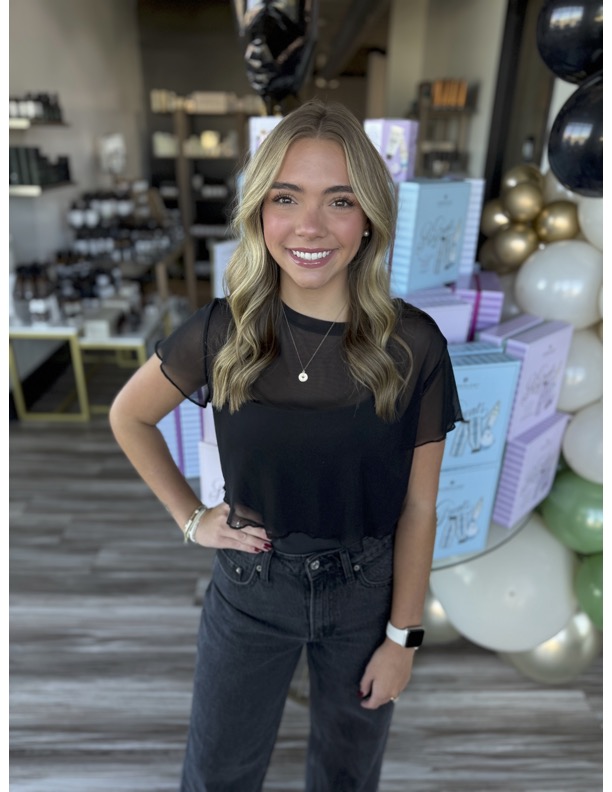 headshot of Brinnly Pinder - Associate Stylist