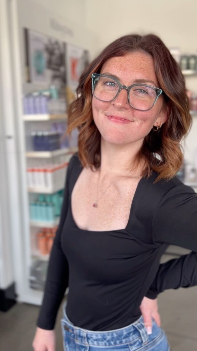 🗣️ Level 1 Stylist Alert! We are celebrating Savannah concluding her B. Monroe Training Program, and starting her own career behind the chair! We are so excited for you Savannah, and can’t wait to watch you grow 🫶

#BMonroeBySavannah #BMonroeSalon #SummitSalon #LevelUpSummit #MaconHairstylist