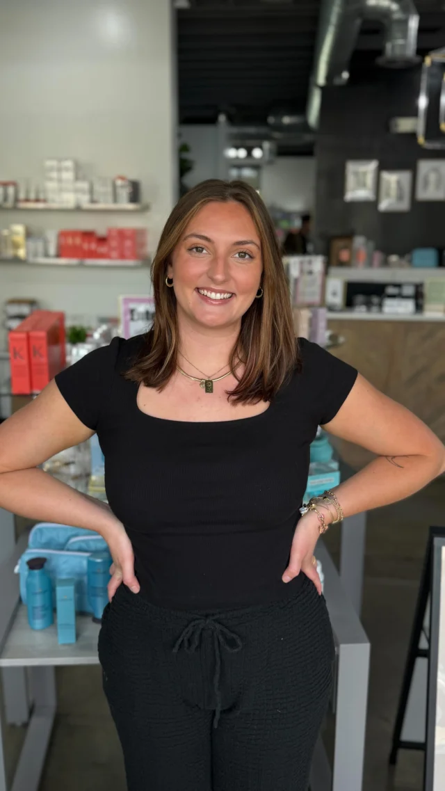 Congratulations, Ashley!! 

Your dedication, talent, and growth behind the chair are nothing short of inspiring. Help us celebrate her next chapter as a level 4 stylists —we are SO proud of you!

@hairxashleyhope // #bmonroebyashleyhope 

B. Monroe Salon • Middle Georgia Salon • Headspa

#bminroesalon #middlegeorgiasalon #headspa