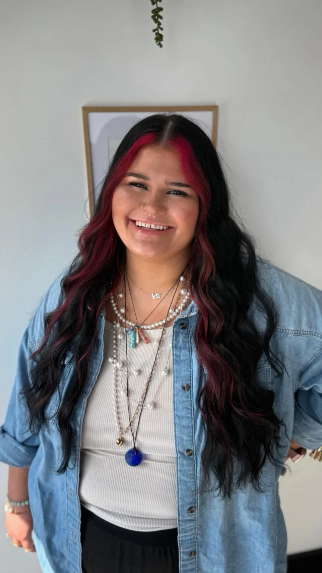 Congratulations, Isabella!! 🙌🏼

Isabella has worked so hard during her program here and her hard work has definitely paid off! Join us in congratulating our newest Level One stylist. We are so beyond proud and so excited to see what this new chapter brings her 🤍

@locks_by_litt // #bmonroebyisabella

B. Monroe Salon • Middle Georgia Salon • Headspa 

#bmonroesalon #middlegeorgiasalon #headspa