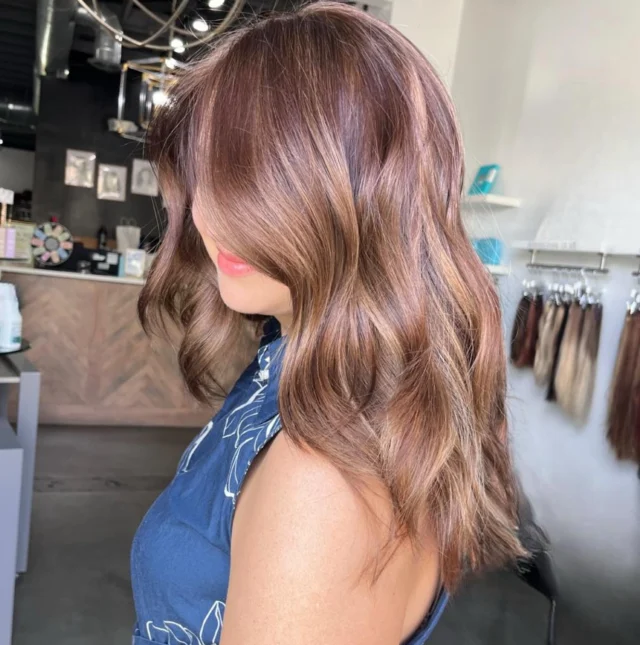 Cozy color season is almost upon us 🙌🏼🍂

@the_maryburt // #bmonroebymary 

B. Monroe Salon • Middle Georgia Salon • Headspa

#bmonroesalon #middlegeorgiasalon #headspa