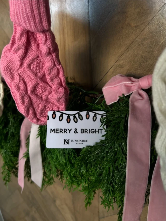 The perfect stop for your Christmas shopping🌲✨🎁
Give the B. Monroe Experience this year 🤍

>>Gift cards available for purchase in store or online 🖤

#BMonroeSalon #WarnerRobinsHair #MaconHairSalon