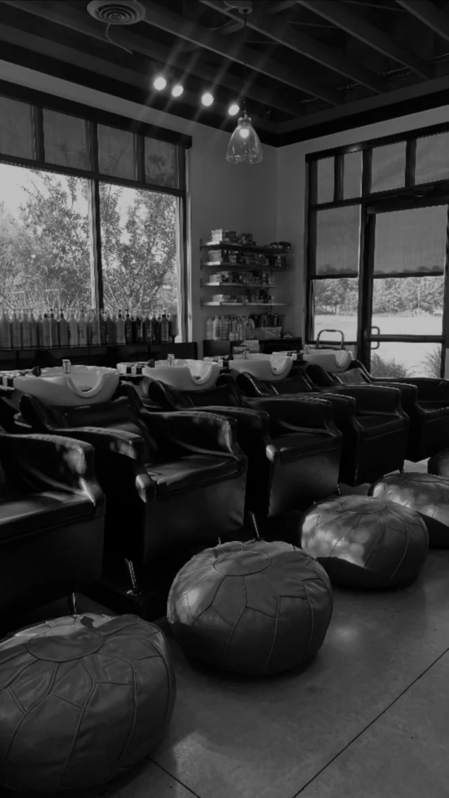 ✨ Our top sellers of 2025 ✨
>>> Come shop ALL of our retail and receive 30% OFF through Wednesday, 12/31 🤍

#BMonroeSalon