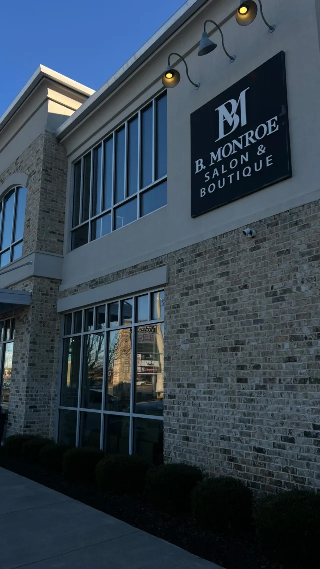 We’re thanking you for a wonderful 2025 + wishing you a blessed 2026 🤍✨
Xoxo, B. Monroe 🖤

#BMonroeSalon #MaconSalon #WarnerRobinsSalon 

Macon Georgia • Warner Robins • Hair Salon