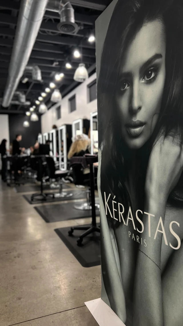 B. Monroe, where we foil our back out just for you 🫶

#BMonroeSalon #MaconHairSalon #WarnerRobins 

Macon Georgia • Warner Robins Georgia • Hair Salon